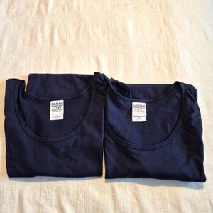 Gildan men's Medium navy blue tank tops, Cotton heavyweight New 2 per bundle